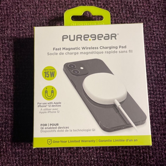 (2) PURE-GEAR FAST WIRELESS CHARGE PADS  (1) LIGHTNING USB CABLE (1) MAG PAD 15W - Picture 5 of 6